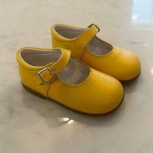 La Coqueta size EU 22 / US 6 Mary Jane shoes
